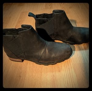 Sorel Women's Emelie Chelsea Boot